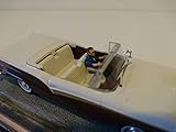 ford fairlane 1959 specs En métal, dans une superbe boite vitrine à l'effigie de 007 !