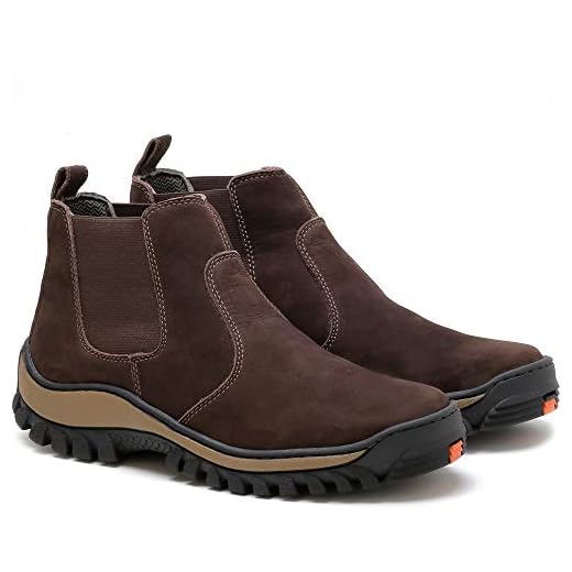 3. Bota Botina Masculina - Free Jump