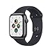 Produktbild Apple Watch SE (1. Generation) (GPS, 44mm) Smartwatch - Aluminiumgehäuse Space Grau, Sportarmband Mitternacht - Regular. Fitness-und Aktivitätstracker, Herzfrequenzmesser, Wasserschutz