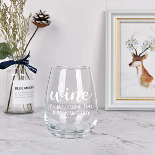 Raising Tiny Humans Ain’t Easy Wine Glass, Funny Stemless Wine Glass For Dad Mom New Parents Women Men, Novelty Gag Gifts For Christmas Birthday Mother’s Day Father’s Day From Kids Wife Husband, 15Oz #TOP4
