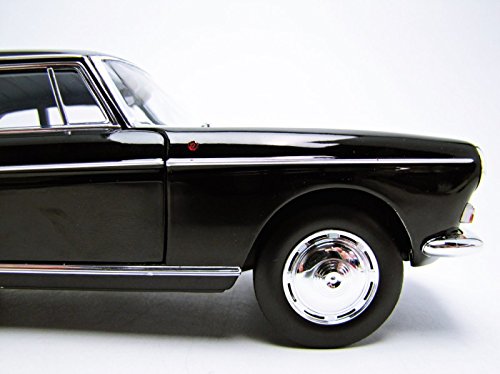 Norev Scala 1: 18  1967 Peugeot 404 Coupe Model