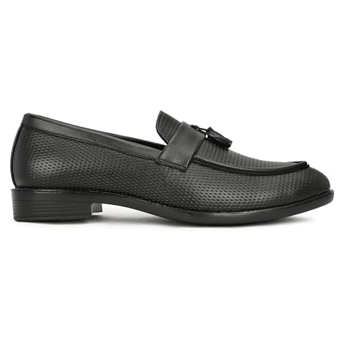 Image of NARKI Men's Black Textured Leather Tassel Loafers - Stylish Slip-On Formal Shoes for Office