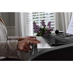 Alesis Melody 61 MKII – Clavier Électronique Portable 61 Touches avec des Enceintes Intégrées, Casque, Micro, Stand de… - Les Beatles, Paul McCartney, John Lennon, RIngo Starr, George Harrison Alesis Melody 61 MKII - Clavier Électronique Portable 61 Touches avec des Enceintes Intégrées, Casque, Micro, Stand de… – Image 4