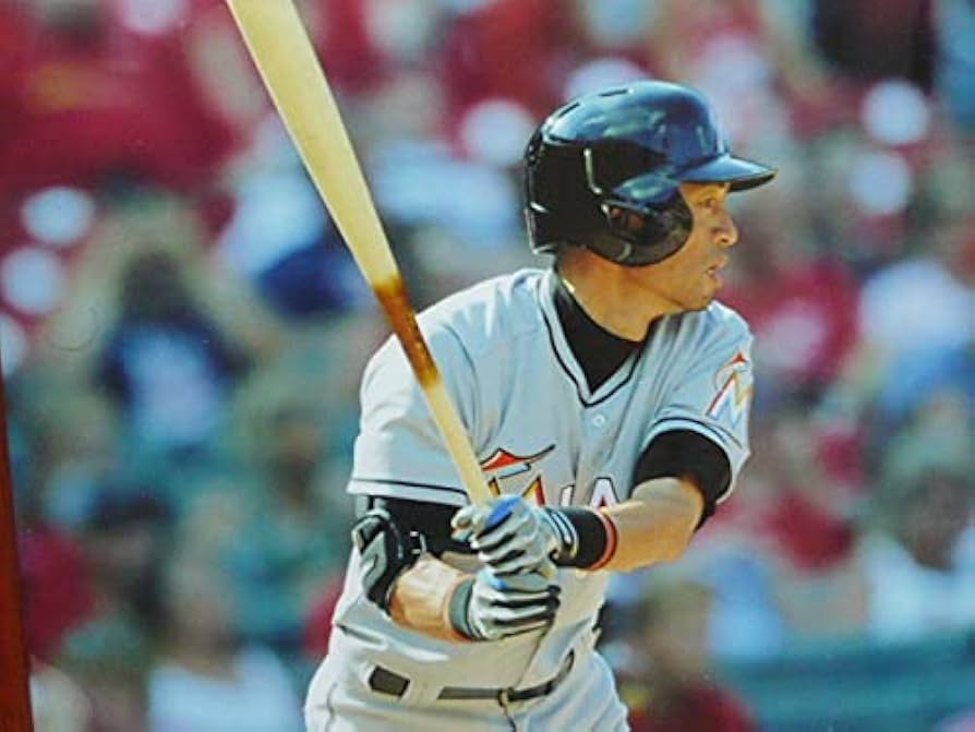 イチロー　2015年マイアミマーリンズ　実使用リストバンド　直筆サイン・証明書有 イチロー 2015年マイアミマーリンズ 実使用リストバンド 直筆