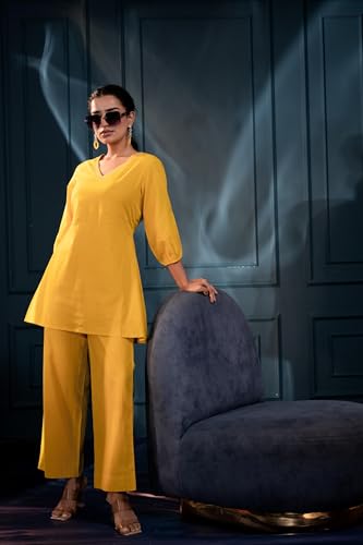 Image of Women's Mustard Striped Cotton Kurta & Pants Co-ord Set with Zari Work