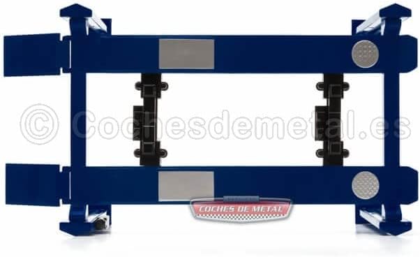 GreenLight Four-Post Lift (1:18 Scale), Blue image 4