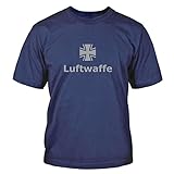 lässig und regulär geschnitten