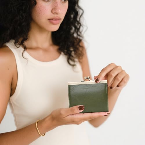 Image of GOIACII Credit Card Holder Vintage Wallet for Women Genuine Leather Ladies Card Cases with Kiss Lock Small Green