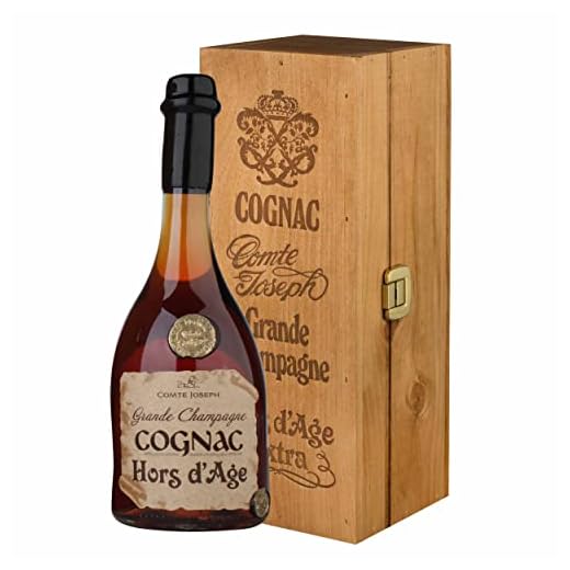 Comte Joseph - Cognac Hors D'Age Grande Champagne in Holzkiste aus Frankreich, 40% Vol (1 x 0.7 l)