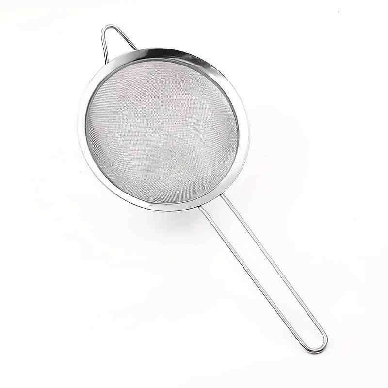 CHEFZOCO Colador de cocina con mango, Escurridor acero inoxidable,Cedazo de acero con mango, Tamiz de cocina, Longitud 20 cm, Diámetro colador 6.5 cm, Fondo colador 3.5 cm, Acero inoxidable