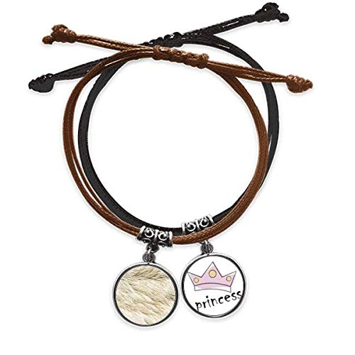 Bracelet main plume gris argent idéal pour vos tenues d'été