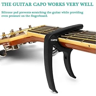 Capodastre Guitare avec 5 Mediators Unique Utilisation à Une Main Changement Rapide en Alliage d’aluminium Noir Capos… - Les Beatles, Paul McCartney, John Lennon, RIngo Starr, George Harrison Capodastre Guitare avec 5 Mediators Unique Utilisation à Une Main Changement Rapide en Alliage d'aluminium Noir Capos… – Image 6