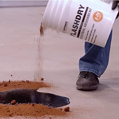 FlashDry 5 Liter Bucket of Super Spill Absorbent, 100% Organic Environmentally Friendly - for Oil, Paint, Grease and More in Garages, Kitchens, Janitor Kits, Safer and More Effective Than Clay Litter