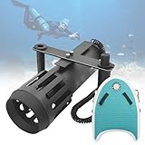✡️【2 VELOCITÀ REGOLABILI】Questo scooter subacqueo elettrico è alimentato esclusivamente a batteria; dotato di una batteria al piombo-acido da 25V e 4400mAh, richiede circa 3 ore per una ricarica completa. L'autonomia totale è di 70 minuti. Dispone di 2 velocità, selezionabili tramite gli interruttori posti su entrambi i lati dell'impugnatura: basta premere due volte rapidamente per cambiare marcia.