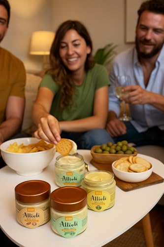 AliOli-Sauce. Packung mit 3 Ali-Oli-Saucen à 65 Gramm. Ali Oli Chipotle + Ali Oli Artesano + Ali Oli Basilico. Gourmet-Paket. Gourmet-Saucen. Ibiza-Produkt. Perfektes Dressing für Ihre Rezepte.