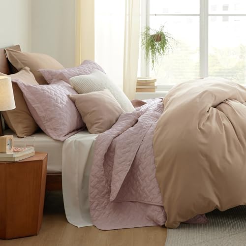 Image of Bedsure Quilts Queen Size - Lightweight Bedspreads Queen Size with Basket Weave Pattern, Soft Quilt Bedding Set, Dusty Rose Comforter Set Coverlet for All Seasons with 2 Pillow Shams (90 inch x 96 inch)