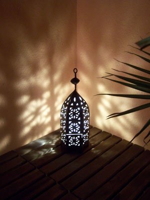 Orientalische Laterne aus Metall Schwarz Sliman 43cm groß | Marokkanische Gartenlaterne für draußen, Innen als… – Bild 5