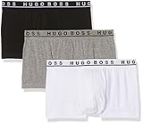 Con el logo de Hugo Boss en la cintura