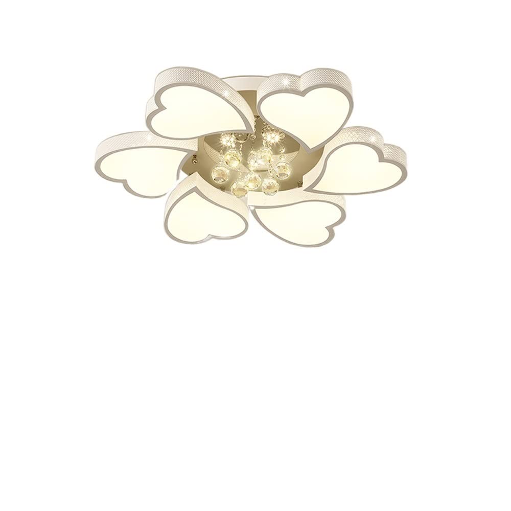 Lustre en cristal à LED en forme de cœurs pour illuminer un foyer chaleureux