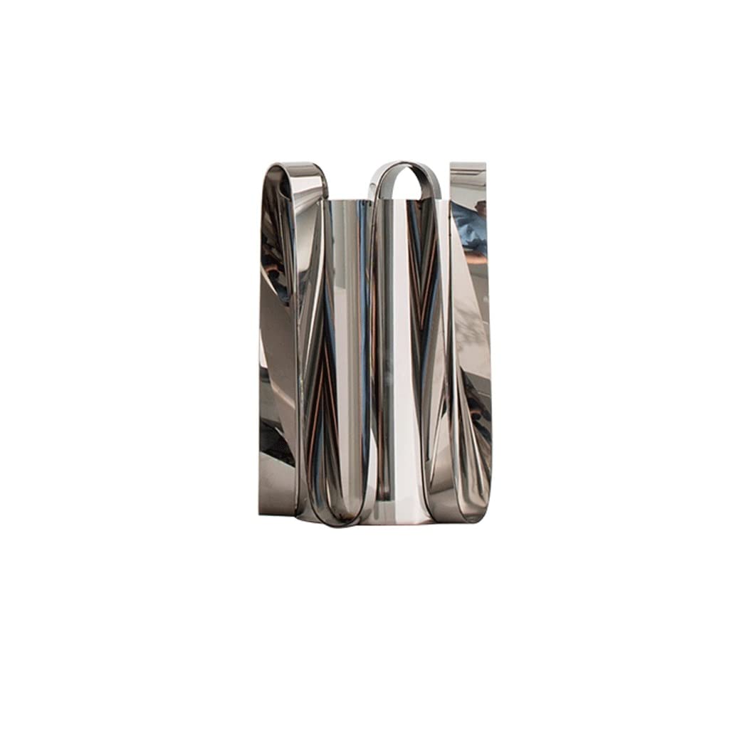 Vase floral en métal doré pour valoriser vos grands bouquets