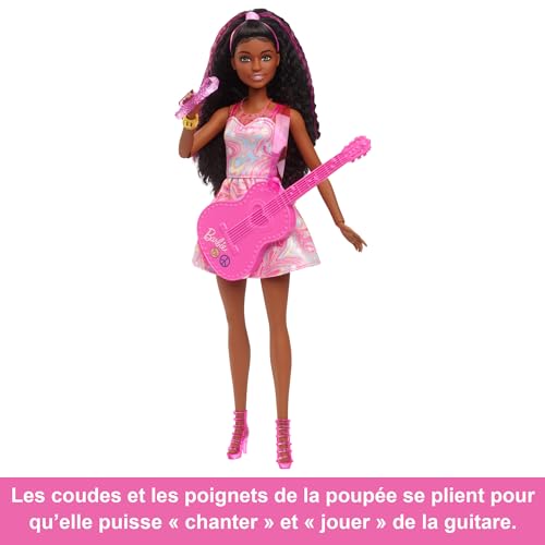 Barbie Métiers 65ème Anniversaire Pop Star Coffret Contenant Une poupée chanteuse Brune et 10 Accessoires Dont Une scène avec Fonction Mobile, HRG43