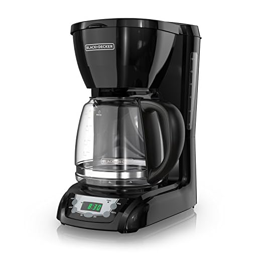 BLACK+DECKER DLX1050B 12-cup Programmable Coffee Maker with glass carafe, Black
