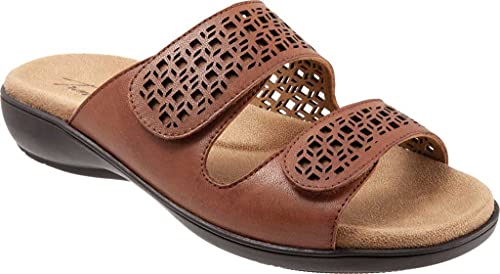 Image of Trotters Women's Flat Sandals
