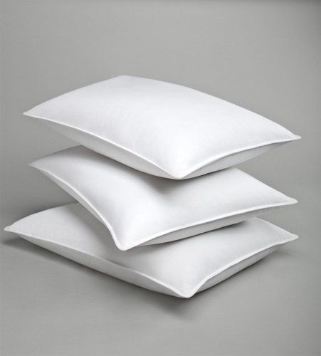Chamberloft Pillow by Standard Textile Hotel Pillow Duck Feather & Down Alternative (1 Standard Pillow). Usually ships within 1-3 business days unless there is a problem.