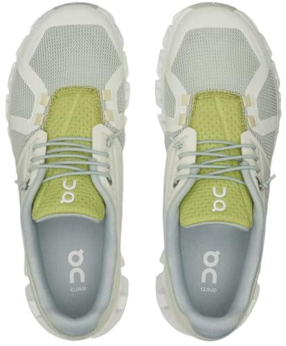 Image of On Women's Cloud 5 Sneakers
