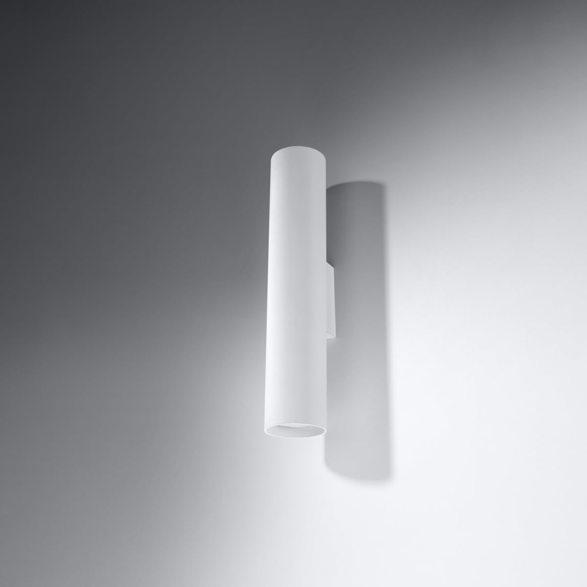 SOLLUX lighting Lagos 2 Aplique | Diseño Moderno Con Pantalla Cilíndrica, Estilo Industrial | Bombilla GU10 Reemplazable, 2 x 40 W | Acero Con Recubrimiento En Polvo, Blanco, 6 x 8 x 30 cm