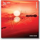 Contenido: CD + libro de fotos de 48 p + póster con letra (paquete incluido) + postal + paquete de calcomanías + tarjeta de estrella (al azar 1 de 12) + tarjeta fotográfica (al azar 1 de 5) + póster (paquete incluido)