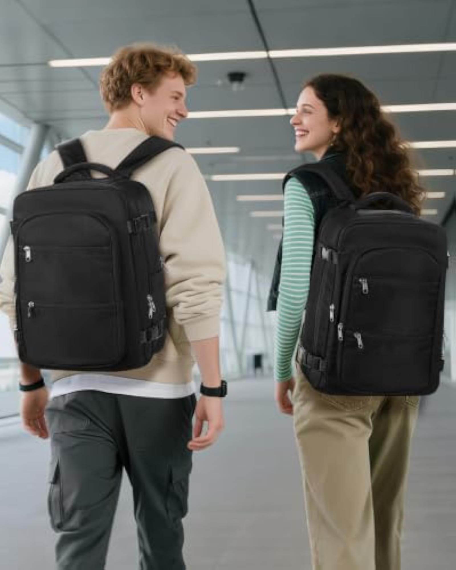 Travel Backpack with Vacuum Pump System