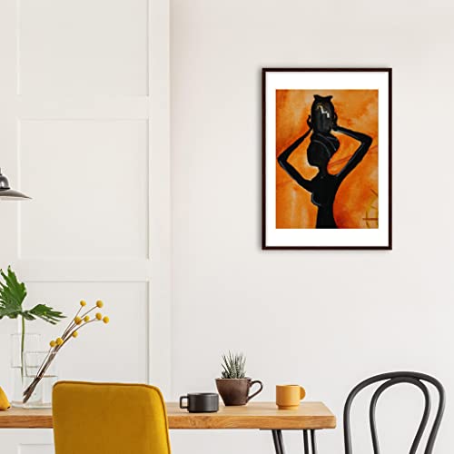 Décoration murale féminine cadre bois foncé salon femme africaine