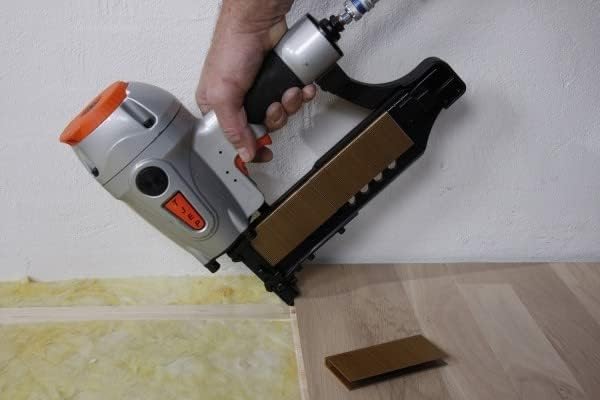 Loading staples into TJEP PQZ-64 stapler