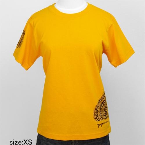 Amazon.co.jp: 草間彌生 Tシャツ [かぼちゃサイドプリント(黄/S