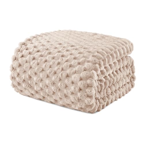 Image of Exclusivo Mezcla 3D Fleece King Size Blanket for Bed, Camel | Extra Soft Fuzzy Plush Lightweight Bed Blankets, Cozy Fluffy Decorative Blankets for All Seasons, 90x104 Inches
