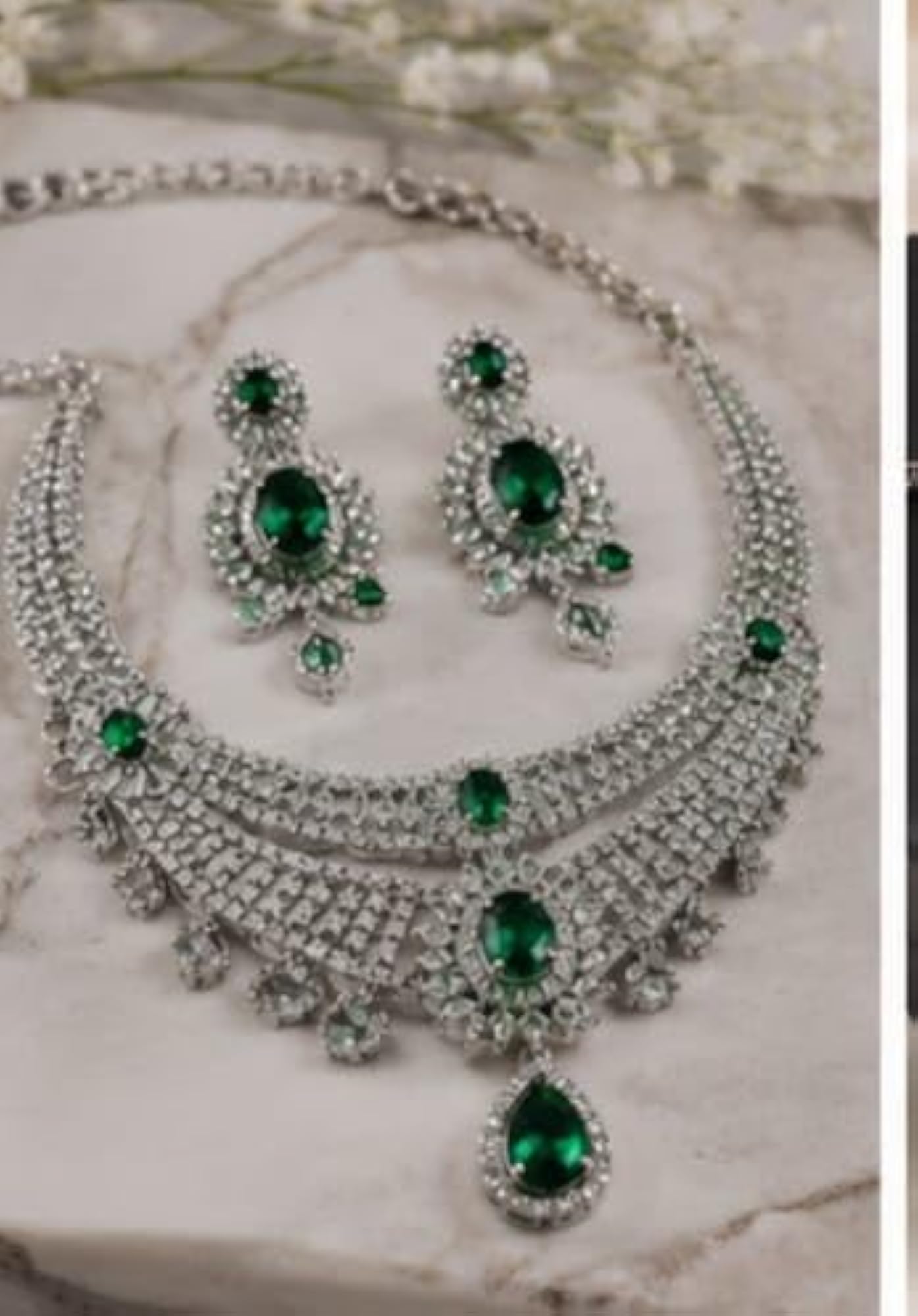 Emerald Green Crystal Necklace & Earrings Jewellery Set