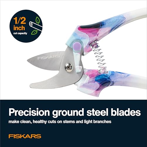 Image of Fiskars 2-Piece Pruning & Veggie Shears Set, Explore Collection Garden Tool Kit, Bypass Pruner for Light Trimming, Vegetable Shears with Serrated Stainless Steel Blades for Harvesting Flowers & Herbs