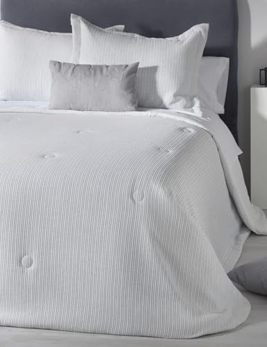 Colcha Bouti ISIS - Atenas - Colcha con Estampado a Rayas Finas y Tejido Jacquard - Funda de Cojines Incluidas (Cama de 135)
