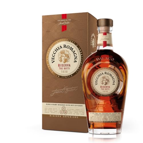Vecchia Romagna Riserva Tre Botti 70cl avec étui - Assemblage de distillats vieillis dans trois fûts différents, goût riche et intense. 40,8% vol.
