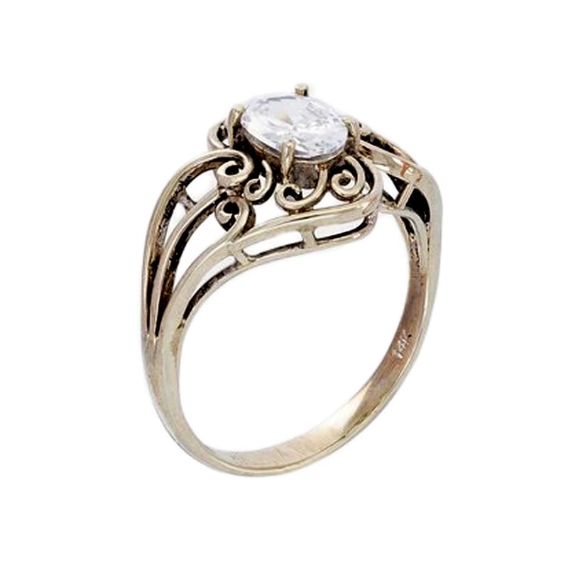 Bague solitaire en argent 925 idéale pour sublimer vos tenues de soirée