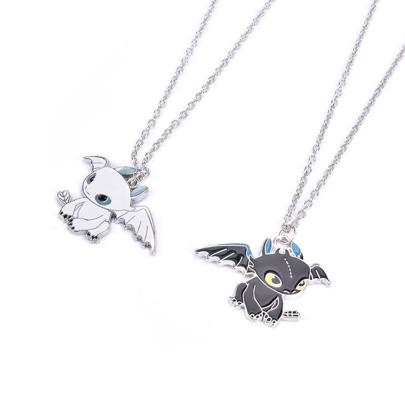 El Regalo 2Pcs Black White Little Flying Dragon Pendant Necklaces Set – How To Train Your Dragon Night Fury And Light Fury Metal Pendant Necklace Set For Unisex-Child