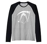 La faucheuse menaçante et menaçante de la mort dans une silhouette tenant cette faux au-dessus de lui.