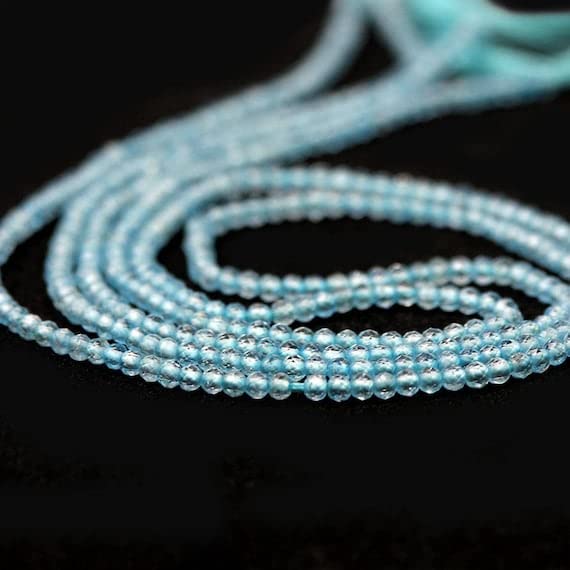 Perles bleues azur microfacettées 2mm en pierre naturelle pour haute joaillerie