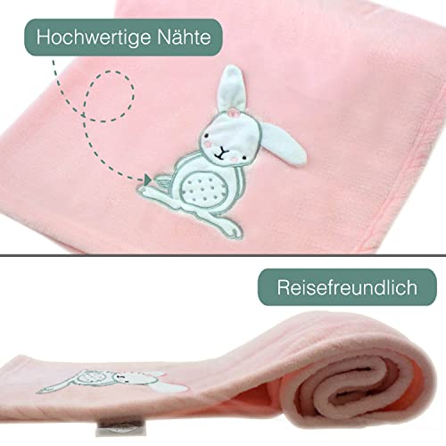 cozy racoon Babydecke | Weiche Kuscheldecke für Baby Jungen und Mädchen I Geschenk zur Taufe, Geburt oder als Erstausstattung I Rosa Decke mit Hase