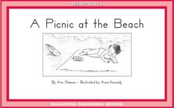 Paperback A Picnic at the Beach Book