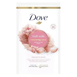 Dove Peony & Rose Renewing Care with skin-natural moisturisers Bath Salts relaxing your mind & body, leaving your skin smooth & soft 900 g