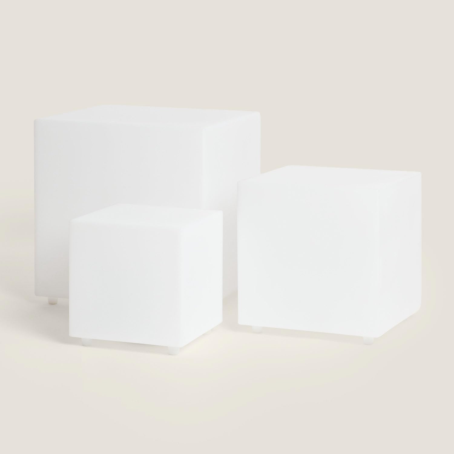 LEDKIA LIGHTING Cubo LED RGBW Recargable Evan Cube ↑30 cm