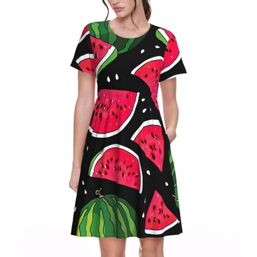 Robe d'été légère pour rester au frais avec style grâce au motif pastèque