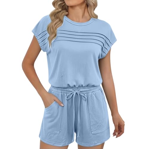 Tenue d'été fraîche pour vos instants cocooning à la maison avec cet ensemble short